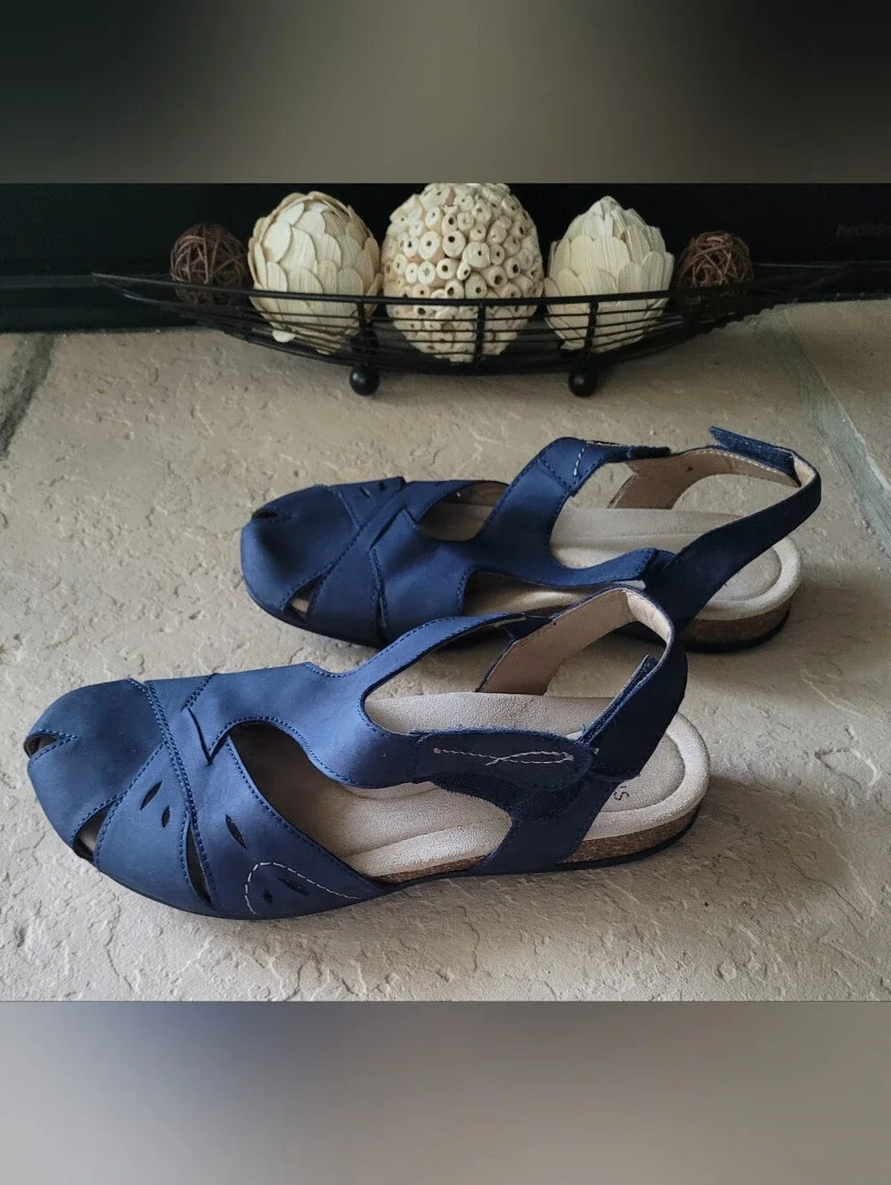 Size 9 M Earth Origins Leather Mary Jane Backstrap Bosk Birdine Navy Sandals